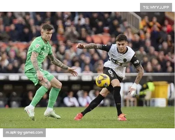 西甲激战：巴伦西亚保级关键战，比利亚雷能否稳固前三位置